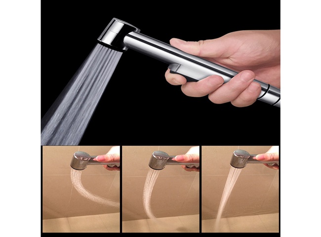 V&ograve;i xịt vệ sinh hầu hết được gắn trực tiếp với bồn cầu