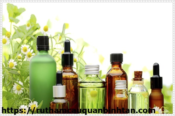 C&aacute;ch l&agrave;m thơm nh&agrave; vệ sinh với tinh dầu