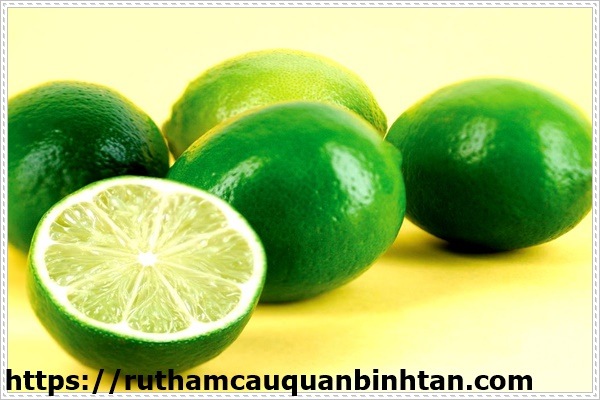 Vệ sinh bồn cầu sao cho đ&uacute;ng với chanh